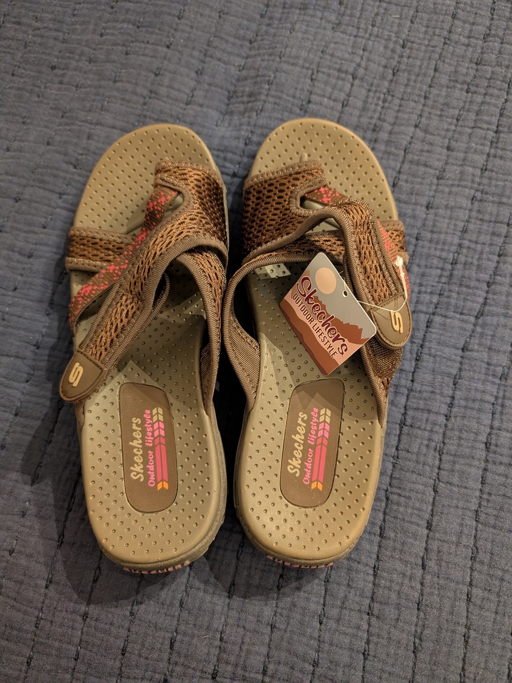 New Without Box Skechers Women’s Slip-On Sandal in Pink and Gray/Brown Size 8